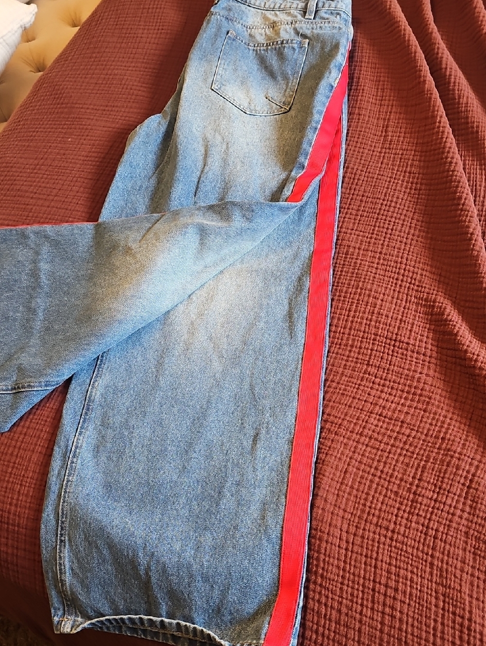 Women's Blue Denim Jeans with Red Side Stripe. COMMENSE